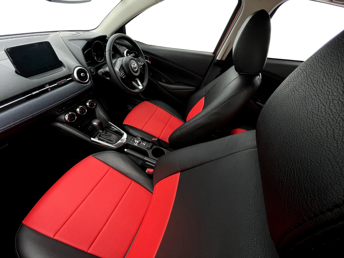 シートカバーの取付実例,MAZDA2,527_2341_13.jpg