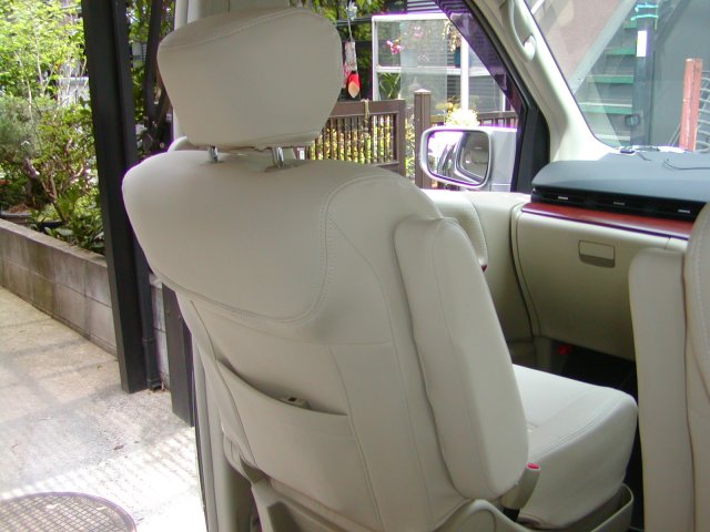 シートカバーの取付実例,エルグランド,P07.jpg