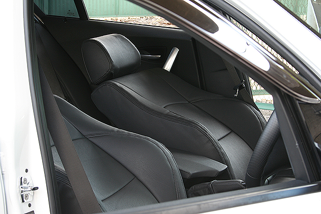 シートカバーの取付実例,BMW 1シリーズ,5141_01.jpg