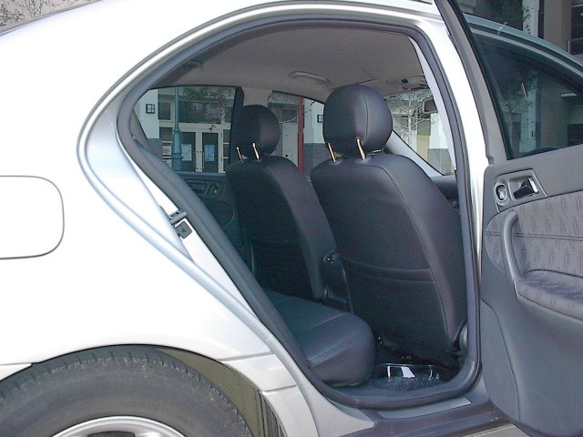 シートカバーの取付実例,ベンツ C クラス,Im002053.jpg
