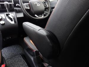 シートカバーの取り付け方法、番号:65、車名:シエンタ、i_89.jpg、 