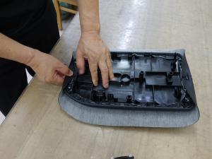 シートカバーの取り付け方法、番号:67、車名:RAV4、i_99.jpg、 