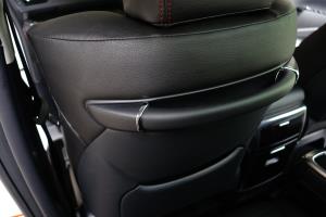 シートカバーの取り付け方法、番号:36、車名:ヴェルファイア、i2027_1.jpg、 
