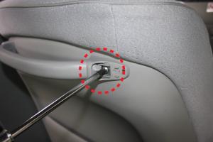 シートカバーの取り付け方法、番号:21、車名:クラウン ロイヤル、i2821_7.jpg、 