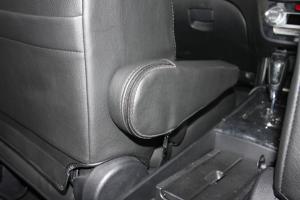 シートカバーの取り付け方法、番号:10、車名:エクシーガ、i9821_11.jpg、 