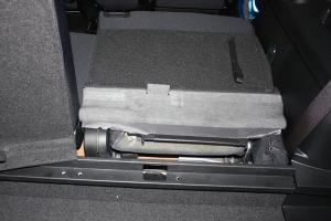 シートカバーの取り付け方法、番号:10、車名:エクシーガ、i9821_3.jpg、 