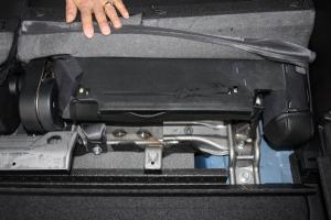 シートカバーの取り付け方法、番号:10、車名:エクシーガ、i9821_6.jpg、 