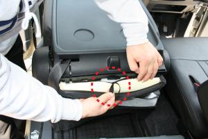 シートカバーの取り付け方法、番号:20、車名:タント、i9883_29.jpg、 