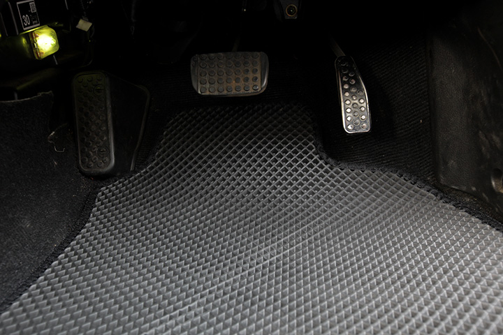 フロアマットの取付実例、番号:55、車名:コペン、モデル:ダブルマット、色相:ダークグレー、10153_1.jpg、 