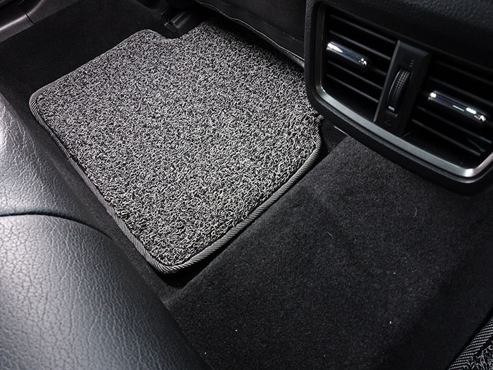 フロアマットの取付実例、番号:130、車名:シビック、モデル:コイルマット、色相:グレー、10270_6.jpg、 