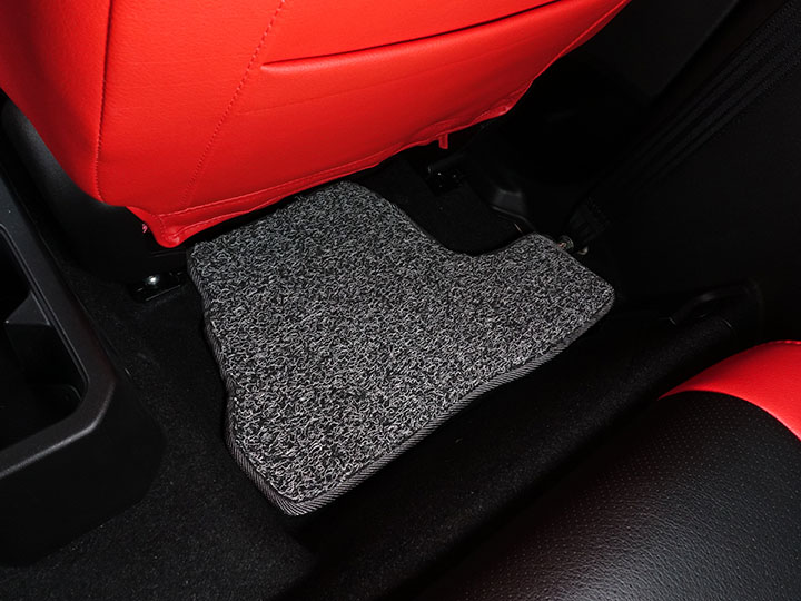 フロアマットの取付実例、番号:129、車名:ジムニー、モデル:コイルマット、色相:グレー、10273_6.jpg、 