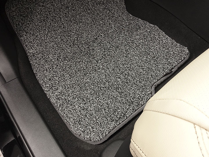 フロアマットの取付実例、番号:135、車名:CR-V、モデル:コイルマット、色相:グレー、10286_5.jpg、 