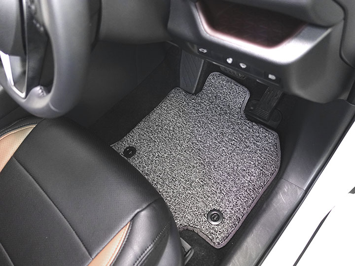 フロアマットの取付実例、番号:142、車名:RAV4、モデル:コイルマット、色相:グレー、10293_01.jpg、 
