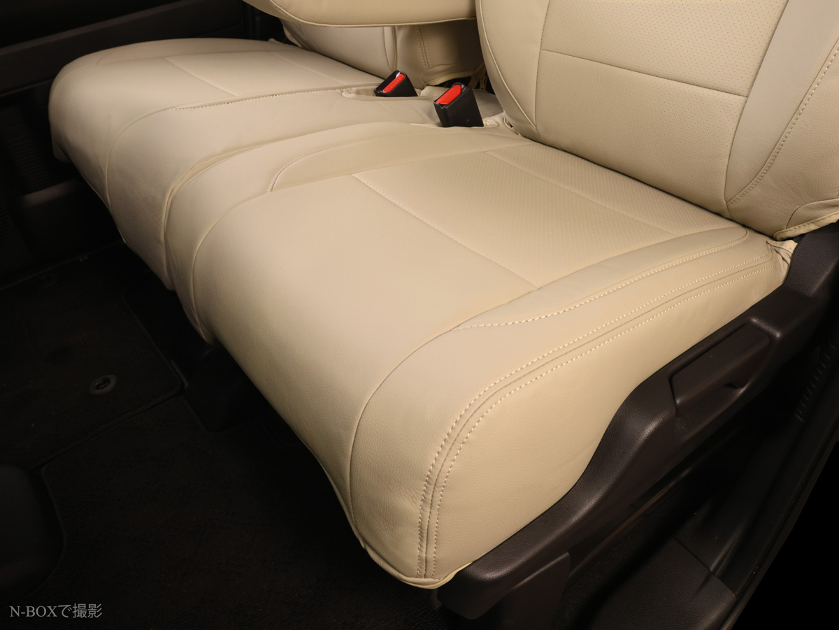 フリード シートカバー 18 /images/prod/head/111_325/111_325_18.jpg
