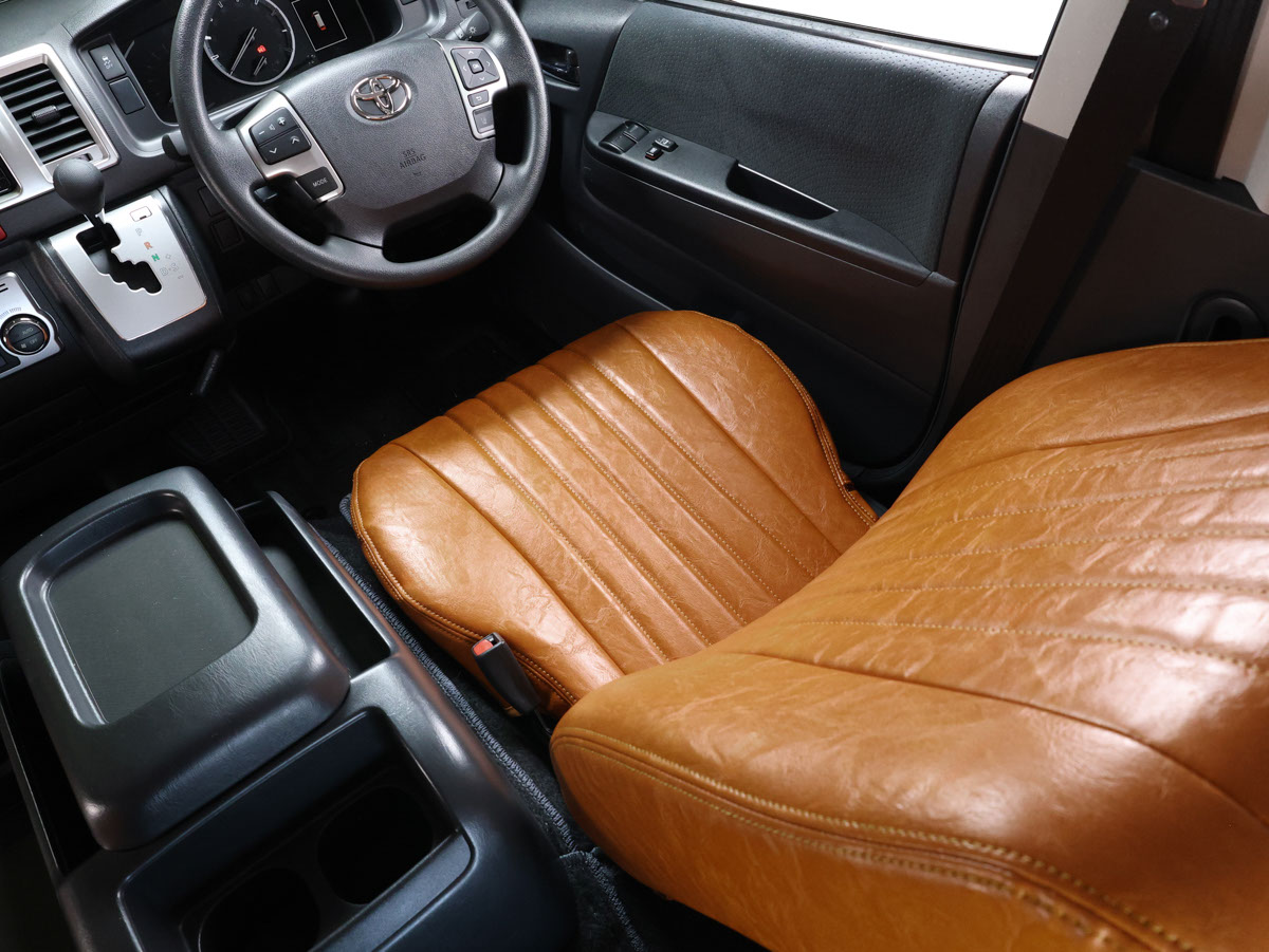 ハイエース バン 200系 S-GL 2026年のシートカバー 10 /images/prod/head/127_257x/127_257x_10.jpg