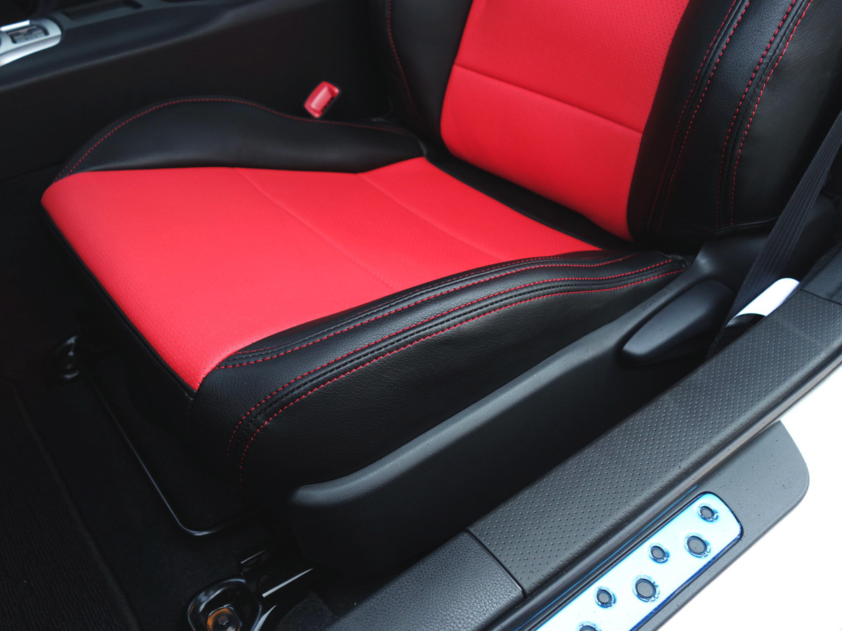 シートカバー 86 / BRZ 専用 /images/prod/head/161/161_05.jpg