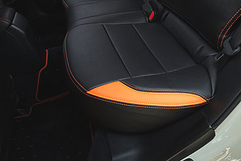 シートカバー スバル XV 専用 /images/prodetail/XV_340_02.jpg