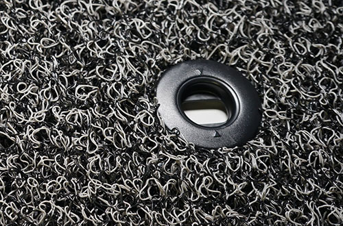 フロアマット フック用の穴が加工